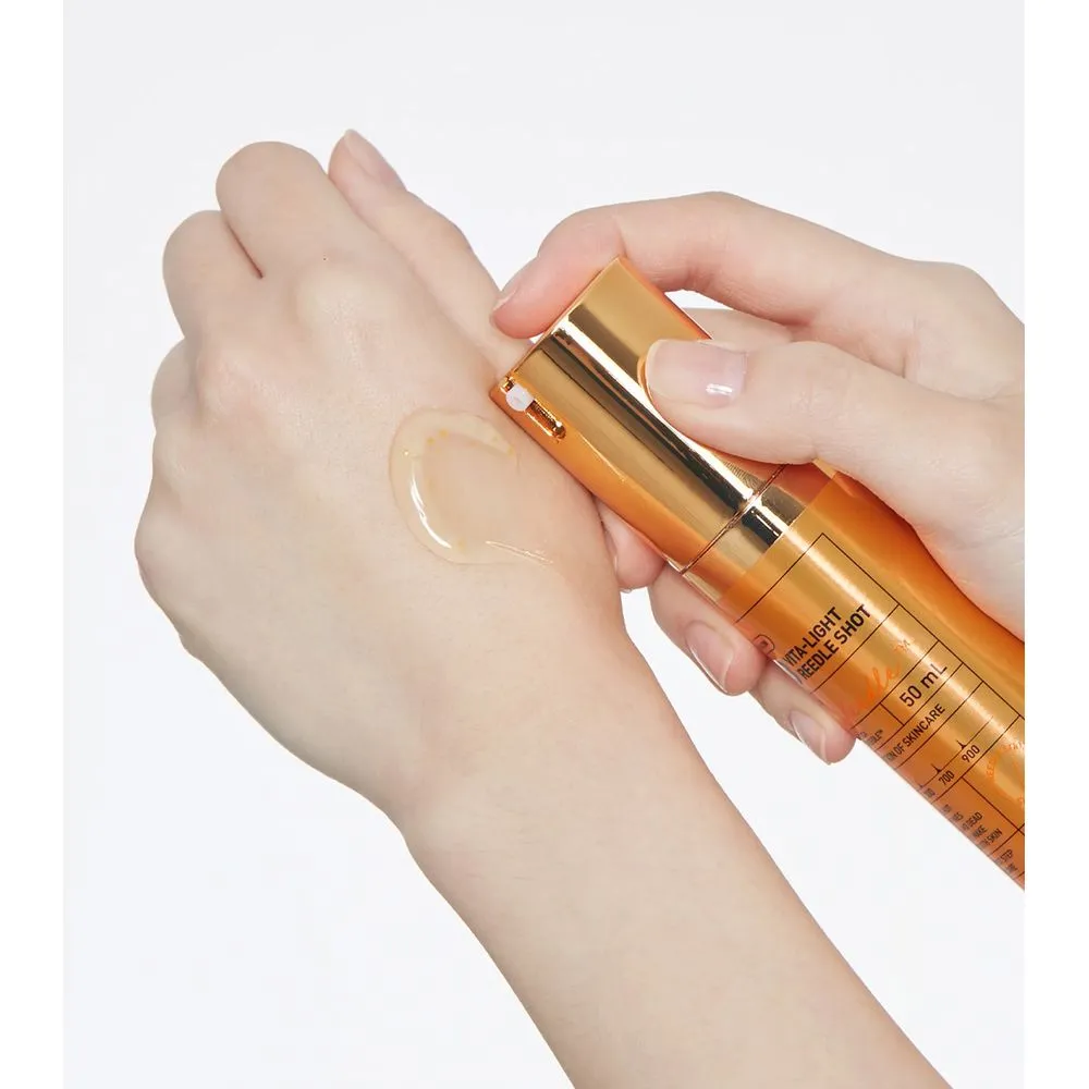 VT Cosmetics Serum Vita-Light Reedle Shot 100